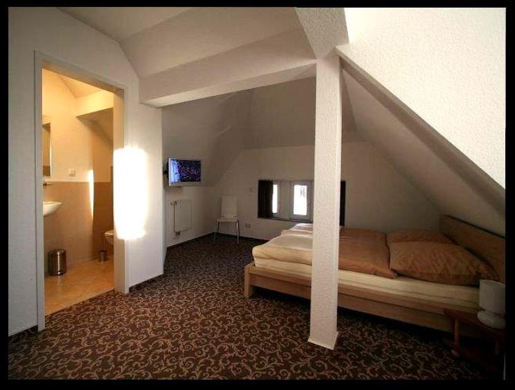 Pension Lok-Inn Walluf ห้อง รูปภาพ